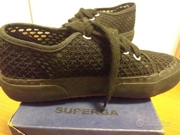 scarpe marca Superga