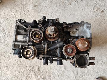 motore Subaru Legacy Outback 2.5 benzina EJ25 2004
