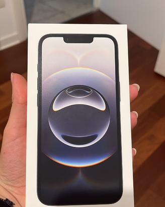 iPhone 16e
