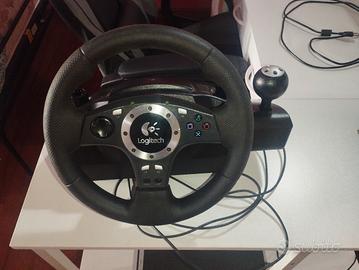Volante Logitech driving force pro 