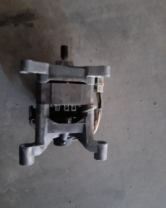 Motori per lavatrice vari modelli