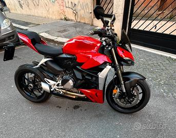 Ducati streetfighter v2 anno 2023