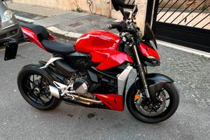Ducati streetfighter v2 anno 2023