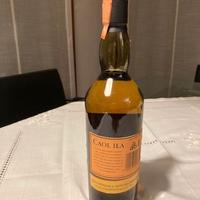 bottiglia di whisky vintage