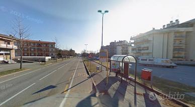 Bilocale CON BOX AUTO E DUE BALCONI