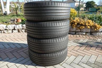 gomme estive GoodYear 215\65\17 DOT5022