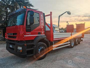 Iveco Stralis 360 E5 pianale con rampe doppie