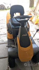 Trattorino tagliaerba a scoppio Stiga Combi 166