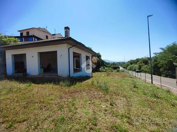 CASA INDIPENDENTE A CASSINO