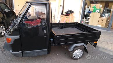 Piaggio ape black