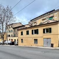 In via delle Tavernelle con ingresso indipendente