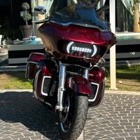 HARLEY DAVIDSON ROAD GLIDE 107 ULTRA CLASSIC