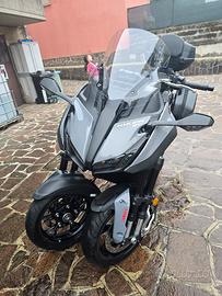 Yamaha Niken GT 2021