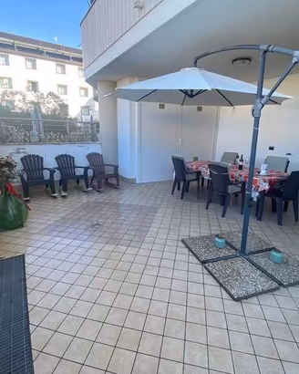 Appartamento con patio esterno