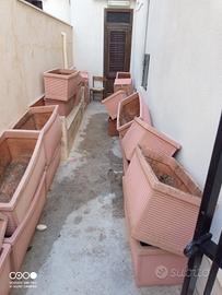 22 Fioriere in resina speciale millerighe 