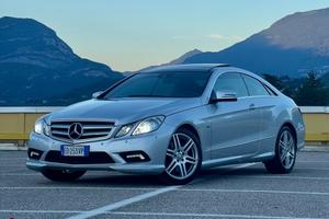 Mercedes-benz E220 AMG FULL OPTIONAL