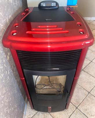 Stufa pellet 11kw in maiolica