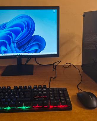 Pc gamer completo monitor 24 pollici