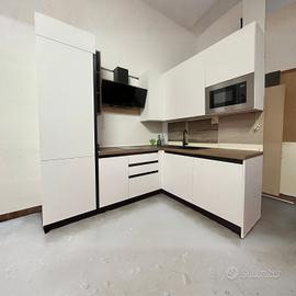 CUCINA MODERNA COMPLETA 2.40x190
