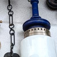 Raro Lampadario Vintage in Vetro Opalino e Metallo