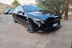 Mercedes. CLA 200 CDI Premium
