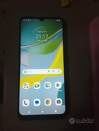 smartphone Motorola moto e13