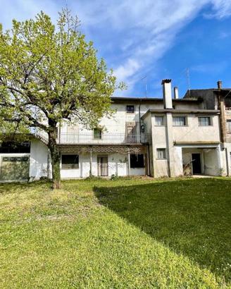 CASA CON GIARDINO - spaziosa e personalizzabile...