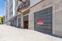 cagliari-locale-commerciale-con-tre-vetrine