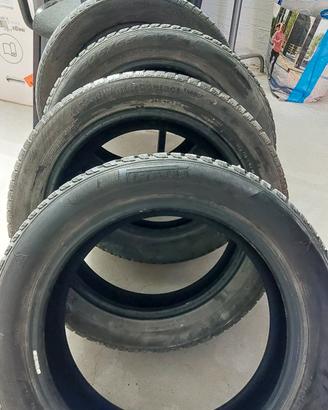 Treno completo pneumatici invernali 