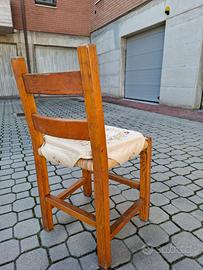 Tre sedie da cucina impagliate