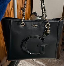 Borsa nera Guess