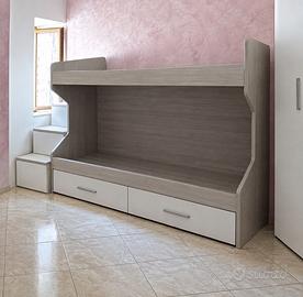 Letto a castello con scala laterale e cassettoni