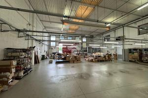 CAPANNONE A PIOMBINO DESE