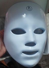 Maschera led facciale