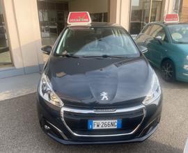 Peugeot 208 PureTech 82 5 porte Active - Neo Paten