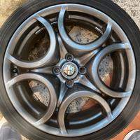 2 cerchi in lega da 17 pollici Alfa Mito