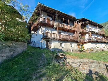 CASA SEMINDIPENDENTE A LA SALLE