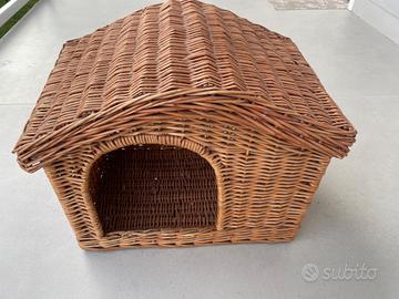 Cuccia in vimini, cani di piccola taglia o gatti.