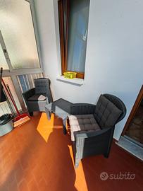 tavolo e sedie da giardino 