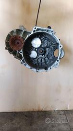 Cambio Audi Q3 2.0 TDI 6M anno 2016