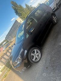Volkswagen Touran 1.6 TDI DSG Comfortline