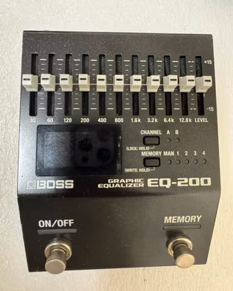 Boss eq200