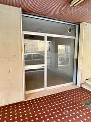 Locali uso ufficio/commerciale +2 garage + cantina