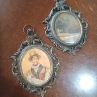 Set 2 antichi quadretti con stampe