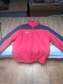 giubbotto pesante Asics