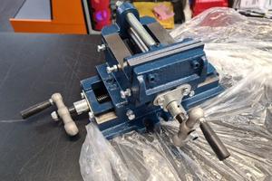 morsa a croce registrabile 100 mm da banco