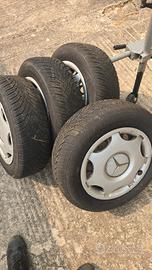 Pneumatici gomme invernali con cerchi 195/65 r15