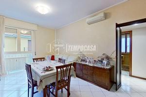 MERAVIGLIOSO TRILOCALE IN CENTRO