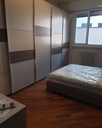 CAMERA DA LETTO RICCI CASA GIÀ SMONTATA