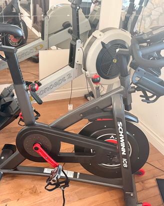 SCHWINN IC8 Spin Bike Zwift Peloton